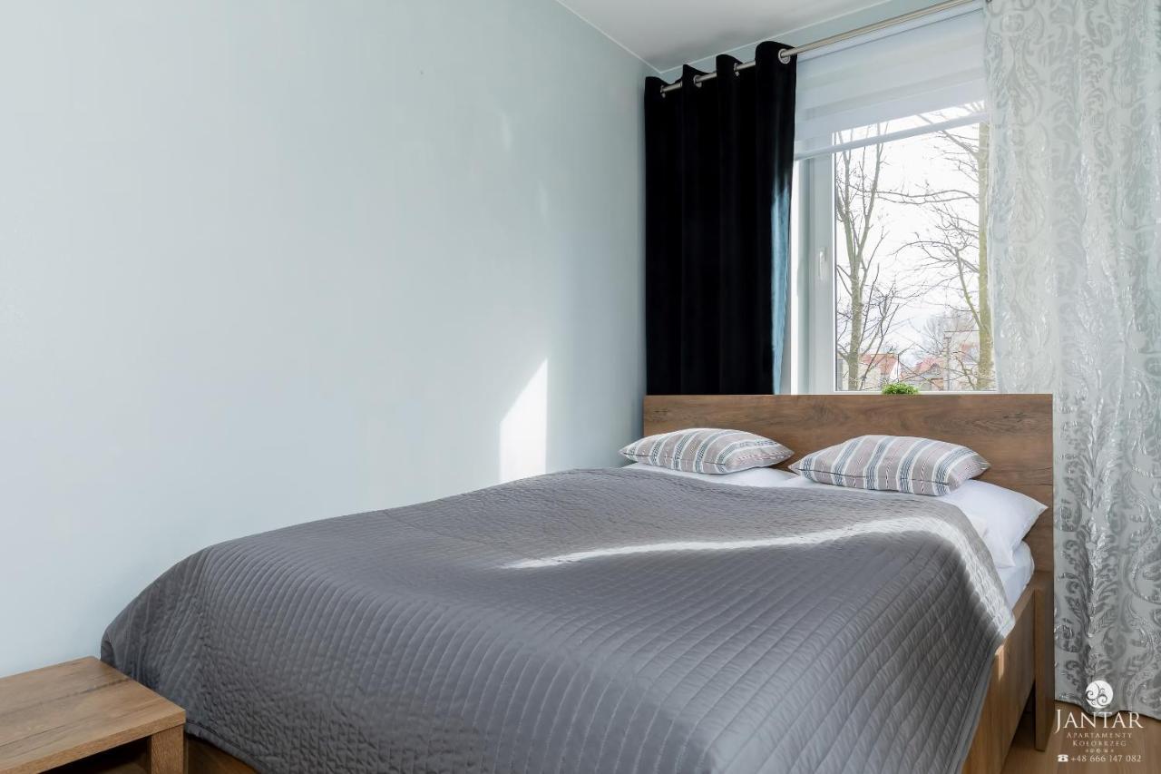 Jantar - Park Side Apartment
